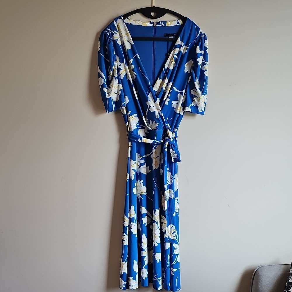 Tommy Hilfiger Blue Floral Faux Wrap Midi Dress, Size 6, NWT With Minor Flaws